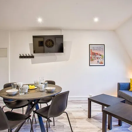 Evasion Lumineuse A Avec Parking, Cuisine Equipee Et Proche Bord De - Fr-1-788-35 *